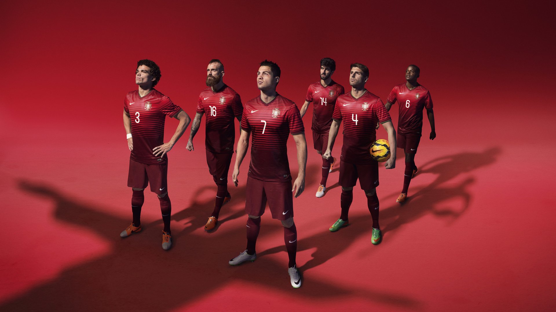 萨拉赫：顶级球员承受的压力与团队问题，萨拉赫伤退后回应